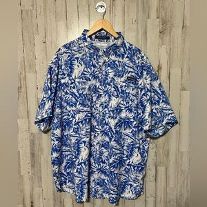 Columbia PFG Button Up